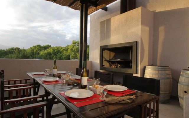 Plaza Paradiso Petit Hotel