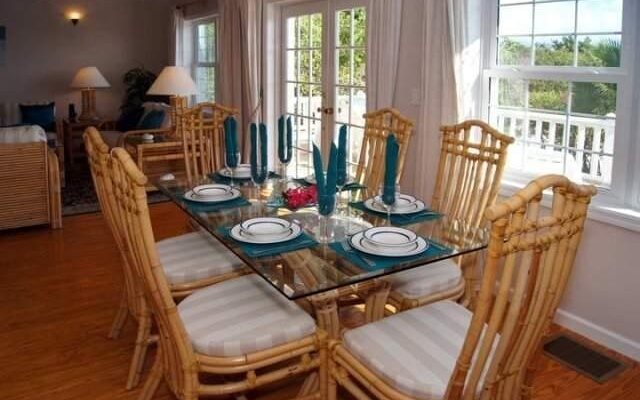 Barefoot Homes