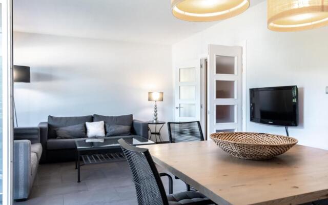 Sukarrieta apartment by People Rentals