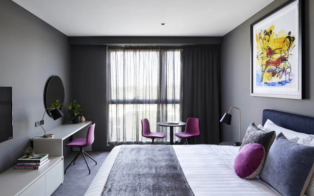 The Chen Melbourne - Art Series – Guest Rooms – Melbourne