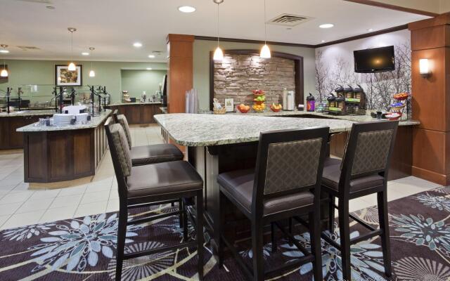 Staybridge Suites Minneapolis-Bloomington, an IHG Hotel