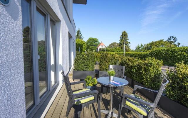 Haus Ostseeblick 1 FeWo Steuerbord Terrasse