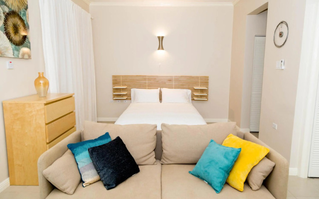 Choose To Be Happy at Eight - Eight Super Studio Apartments