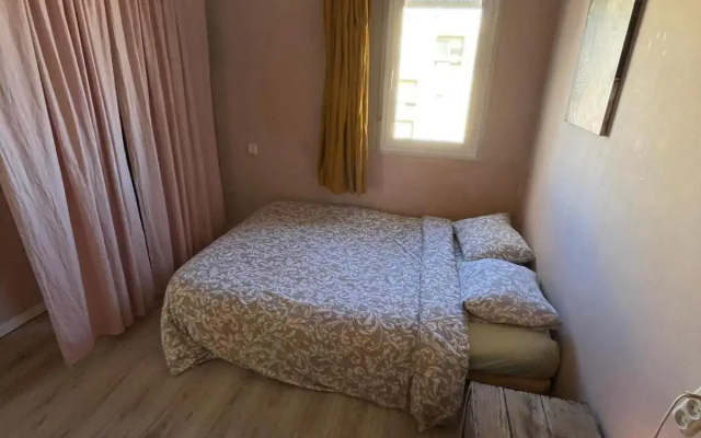 The Flying Carpet - Crater Camel Mount View