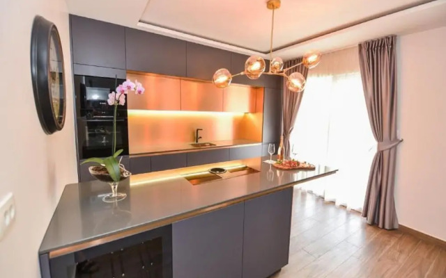 Villa Calypso Royal Apartment