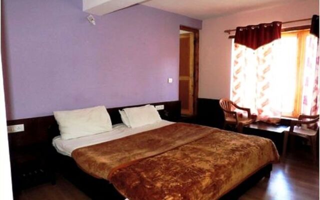 Hotel Kanika Himalayan View