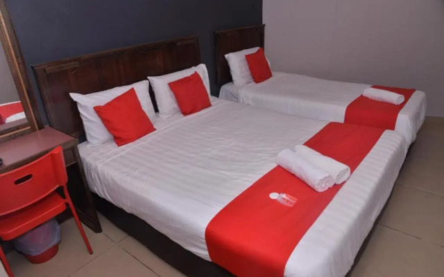 OYO 1190 Nice Stay Hotel