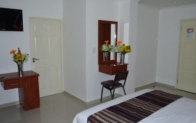 Royal Ushaka Hotel Seaview