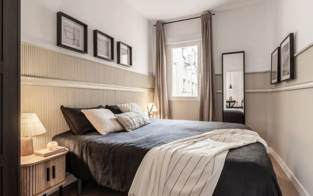 Sofia - 4 Bedrooms and Balcony in O Donell