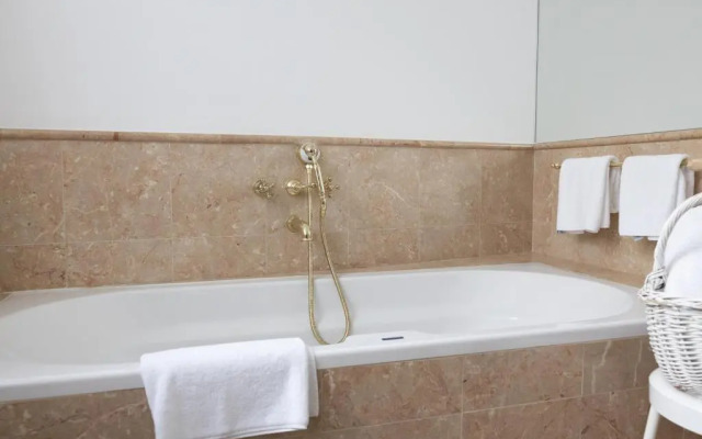 Safari Luxus Lodge - Meisters Hotel Irma