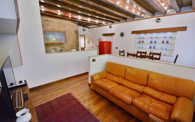 Ve.N.I.Ce. Cera Casa De La Vida