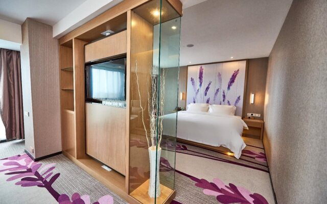 Lavande Hotel Haining Leather City Yintai