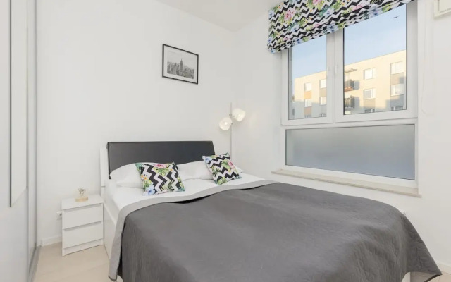 Subtle Colors Apartment by Renters