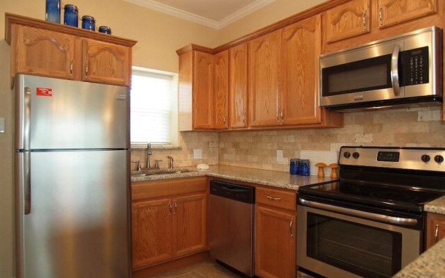 Island 27 2 Bedroom Condo