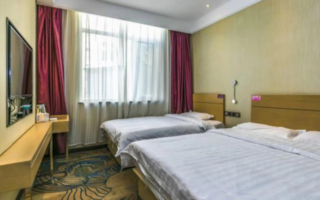 Violet-themed Hotel (Wanda Plaza, Yantai)