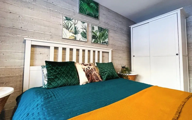 Holiday Home With Pool and Sauna, Choczewo
