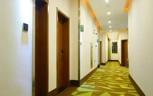 Vatica Anhui Fuyang Linquan South Jiefang Hotel