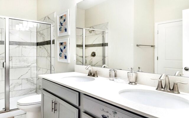 Storey Lake Lakeview Villa 2967
