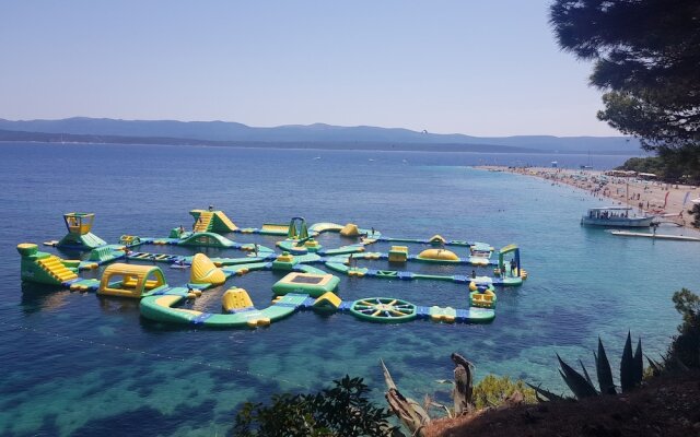 Zlatni Rat Beach Hotel