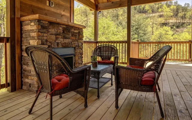 Incombearable Luxury 2 Bedrooms 2 Bathrooms Home