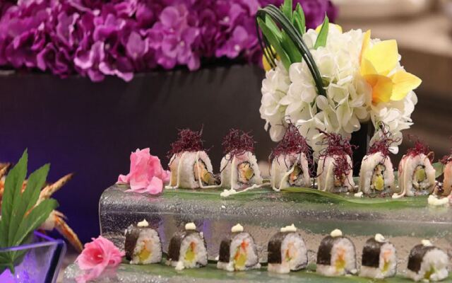 Xinhua Jian'guo Hotel