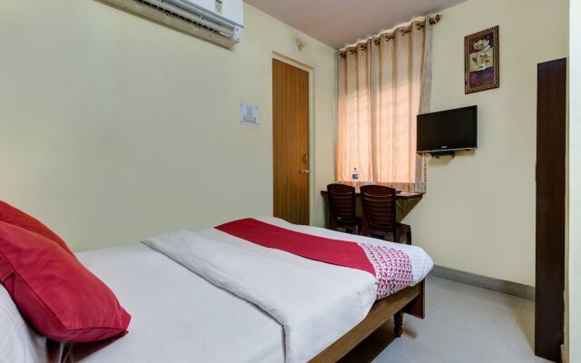 OYO 24888 Hotel Sham Palace