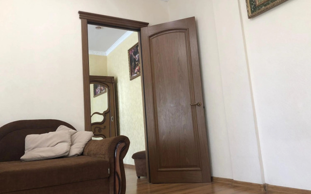 Aparts on Savchenko 6B street