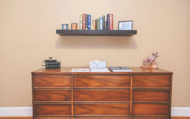 Woodbine Charmer 12 min to Downtown Nashville!