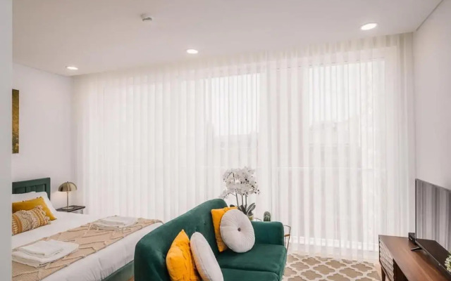 Chimney Luxury House with AC