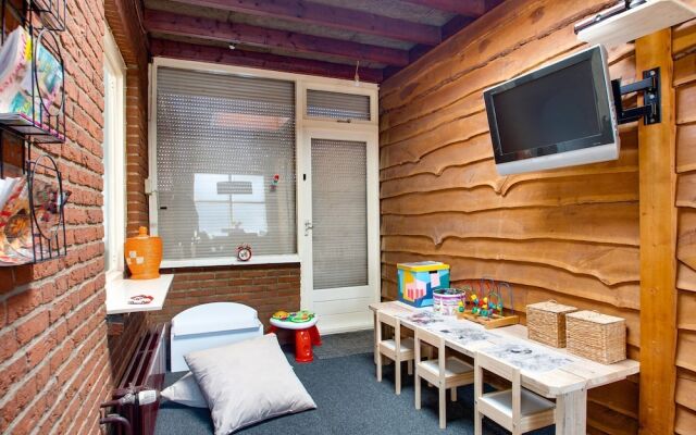 Simplistic Holiday Home in Kaatsheuvel near Efteling
