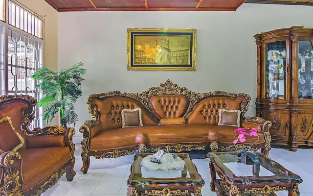 SPOT ON 90526 New Bunga Sonsang Homestay Syariah