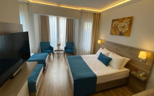 Hotel Peli̇t