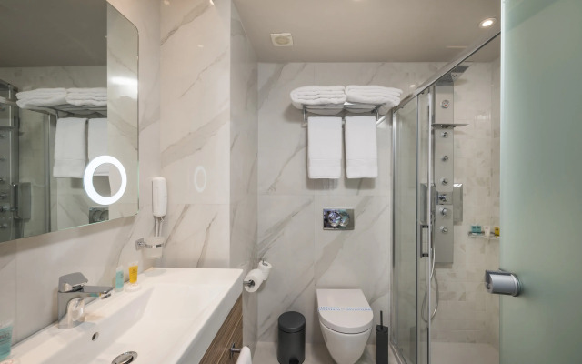 Bio Suites Hotel