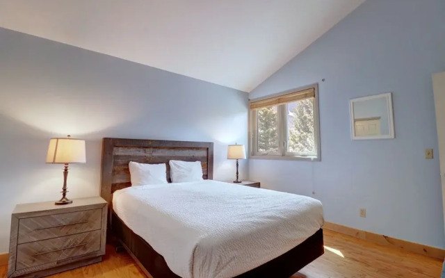 Woods21 Townhome 3 Bedroom Townhouse