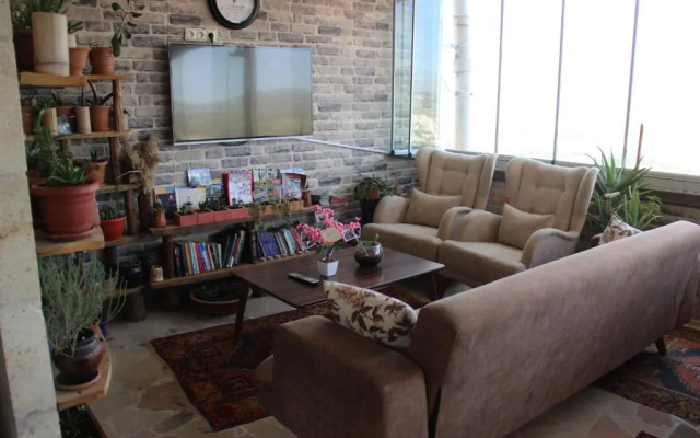 Uchisar Cave House