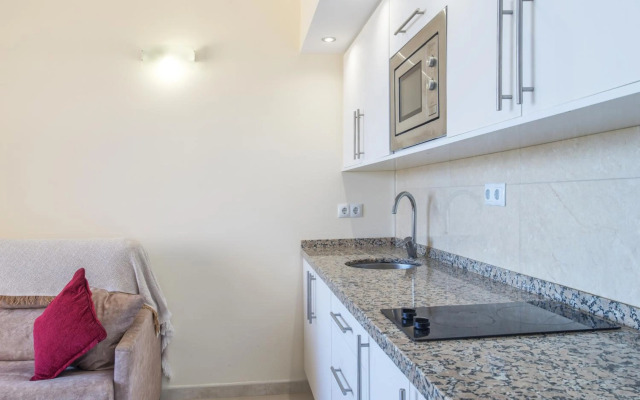 Marina view modern apartment