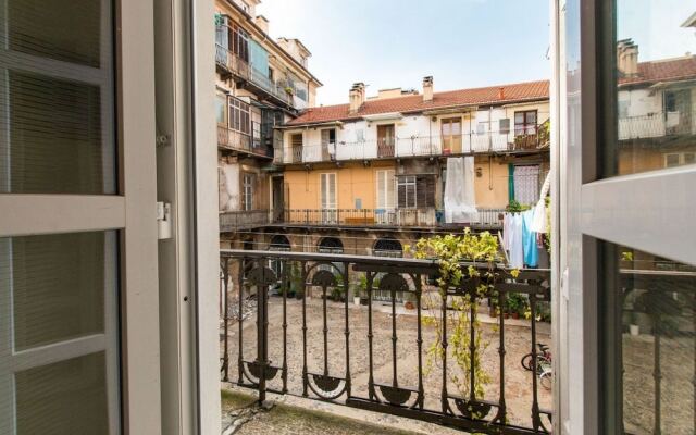 Mole Antonelliana & Royal Gardens Cozy Studio