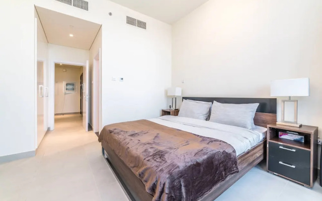 Marina Arcade by bnbme