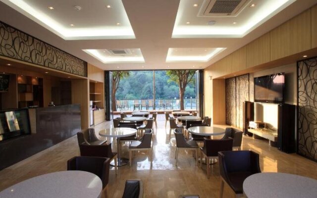 Chereville Spa Tourist Hotel