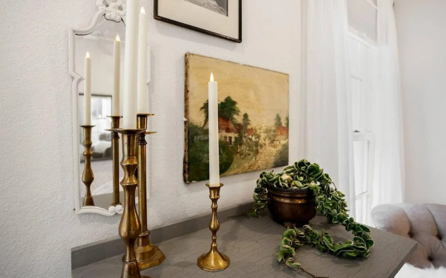 The SoFay Farmhouse - 1 Mile From U of A - Luxury Amenities