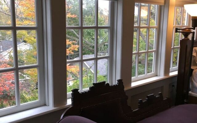 Judson Heath Colonial Inn