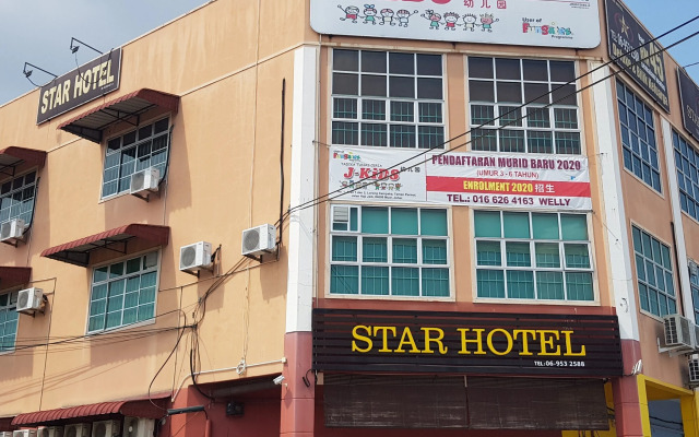 OYO 90035 Star Hotel
