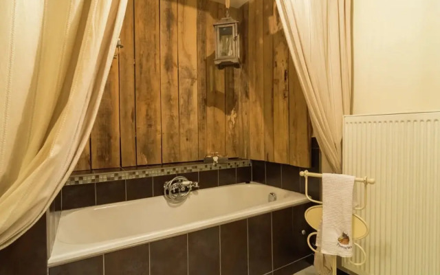 Quaint Holiday Home in Bievre in the Forest