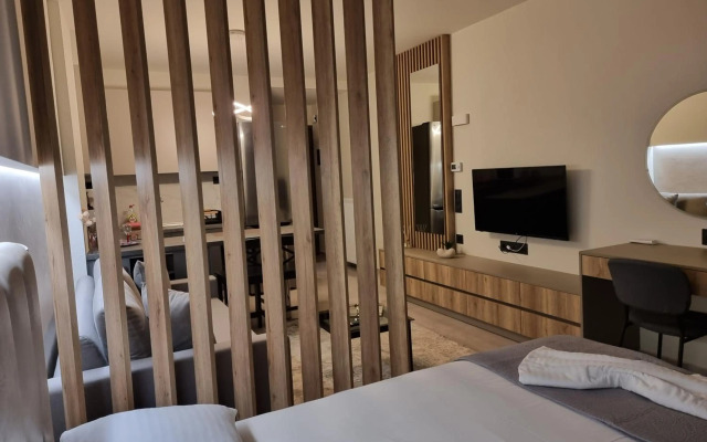 Iris City Center Premium Studio