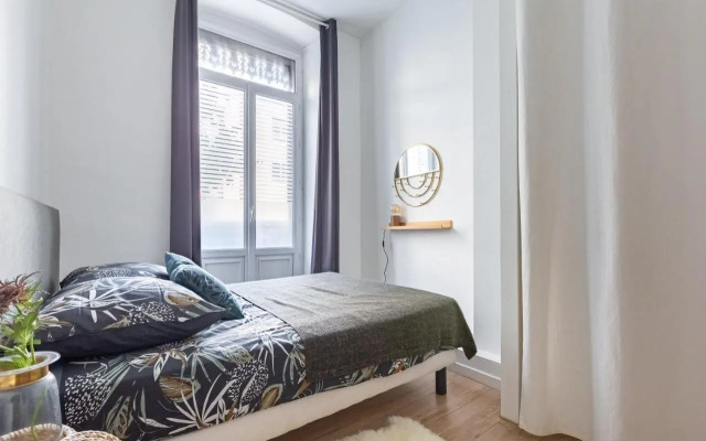 Grand Appartement au coeur du centre Historique