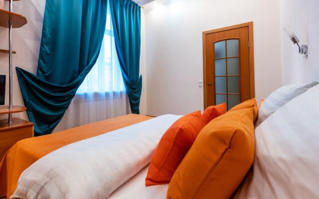 Пять звезд на улице Декабристов