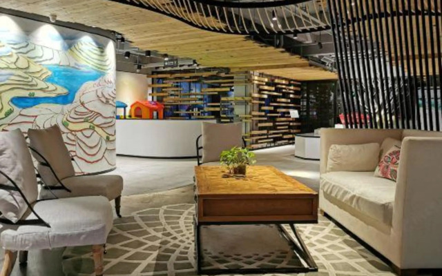 Hongting International Hotel（Central Lake District Store)