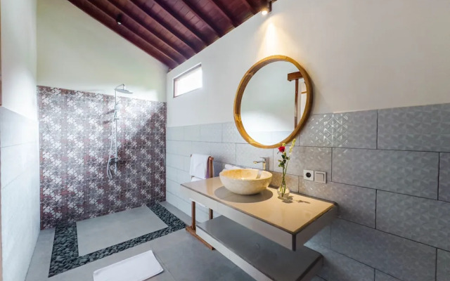 Tutik Private House by Supala