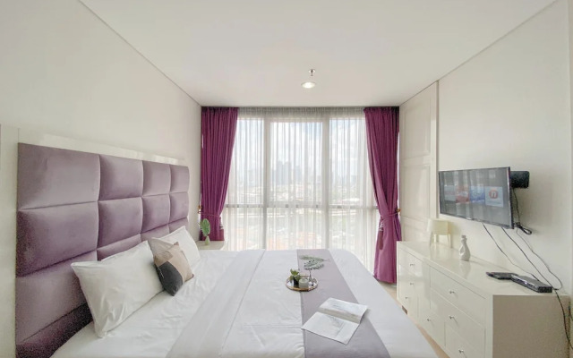 Nice and Comfy 2BR Apartment at Ciputra World 2