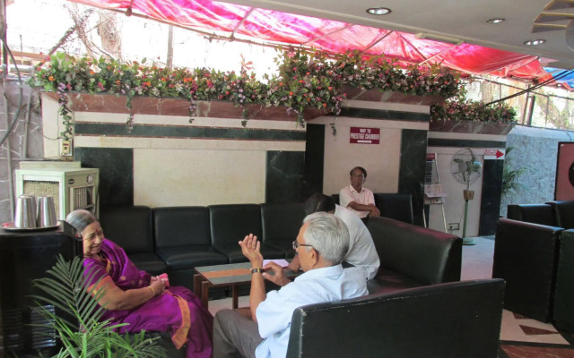 Hotel Shreyas